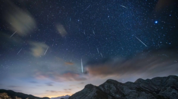 سماء المملكة تشهد ذروة زخة شهب الجباريات وفقًا لـ “فلكية جدة”